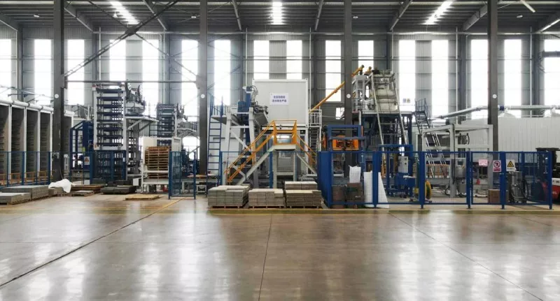Hvordan blokkfremstillingsmaskiner passer inn i en komplett produksjonslinje for betongblokker
